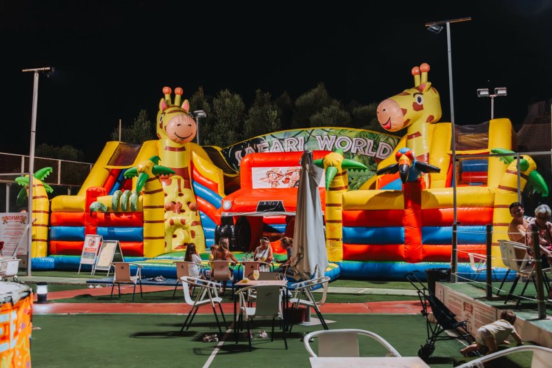 Parque de ocio establecido en Mallorca para traspasar  Central Fun Park  Cala dOr / Cala Egos