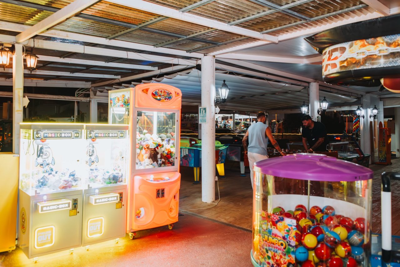 Parque de ocio establecido en Mallorca para traspasar  Central Fun Park  Cala dOr / Cala Egos