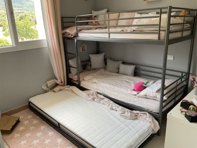Etagenbett / Stockbett Ikea Svärta Metall grau inkl. 3 Matratzen - absolut neuwertig!