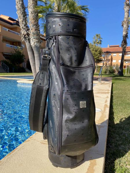 Exclusiver MCM Design Golfbag