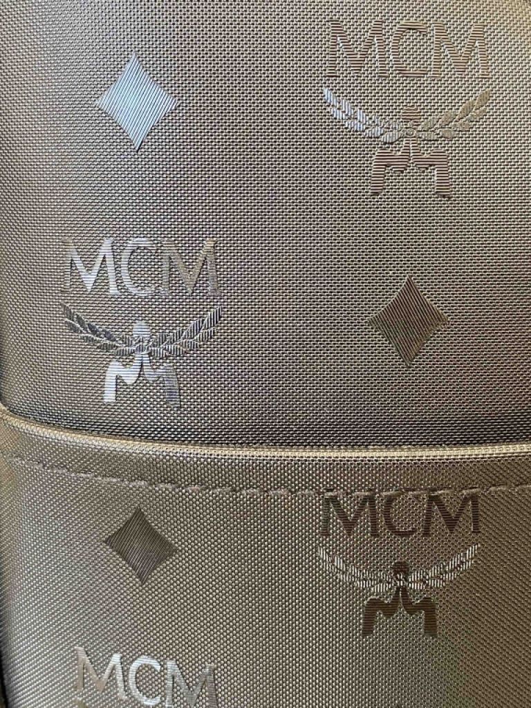 Exclusiver MCM Design Golfbag