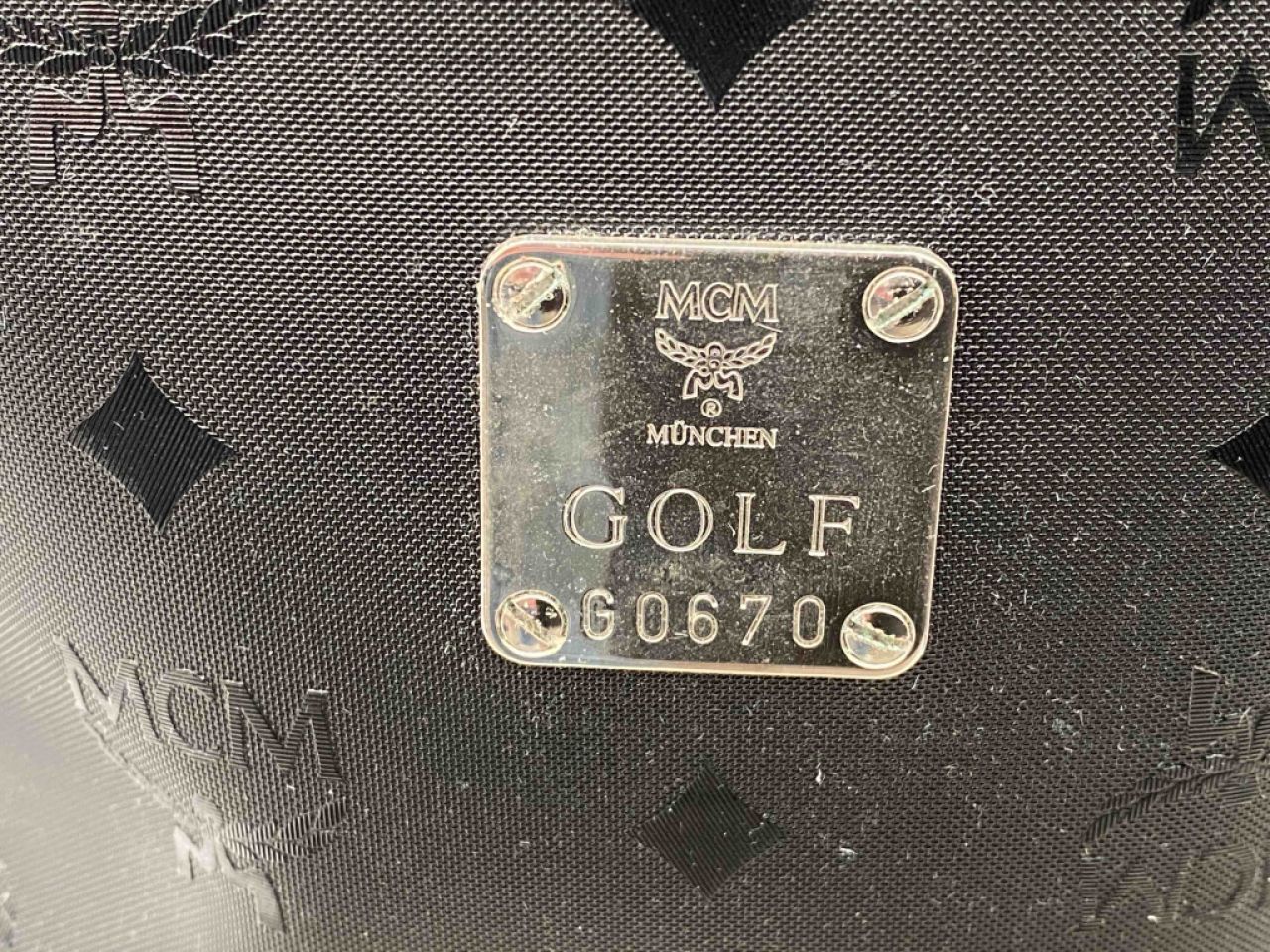 Exclusiver MCM Design Golfbag