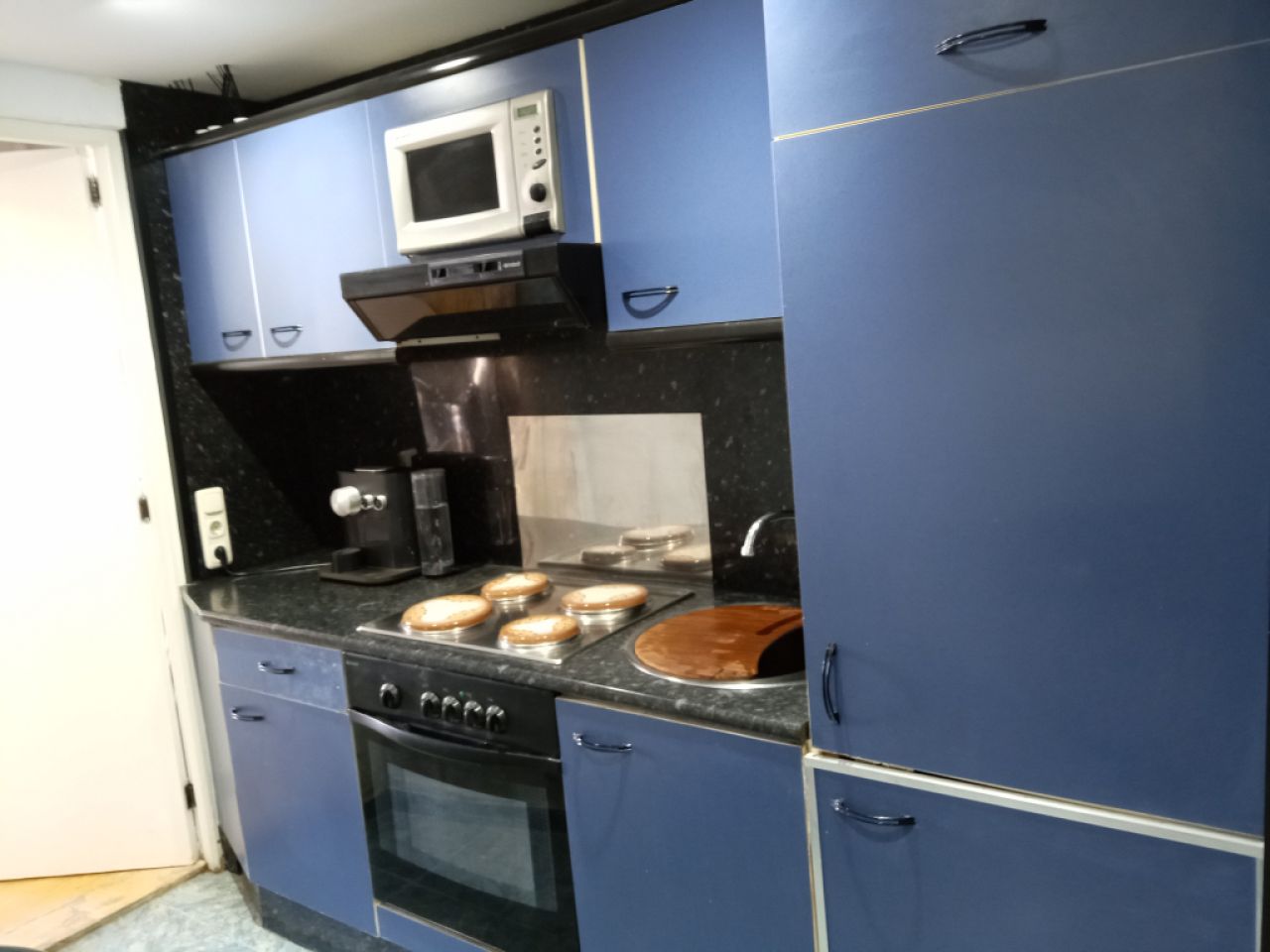 Business for sale: yacht & real estate broker office and workshop