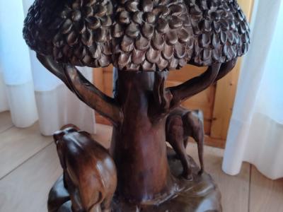 EXKLUSIV:   Massive Tropenholz Sitzgarnitur - 4 Stühle und 1 Tisch