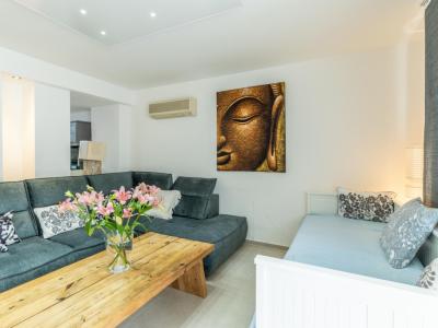 EXCLUSIVA: Casa residencial con licencia vacacional y local en Puerto Alcudia