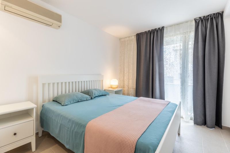 EXCLUSIVA: Casa residencial con licencia vacacional y local en Puerto Alcudia