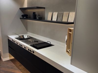 Exklusive BORA Ausstellungsküche mit INALCO Arbeitsplatte  NEU / unbenutzt