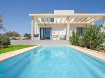 Exclusiva casa pareada de nueva construcción Cala Mendia