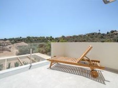 Exclusiva casa pareada de nueva construcción Cala Mendia