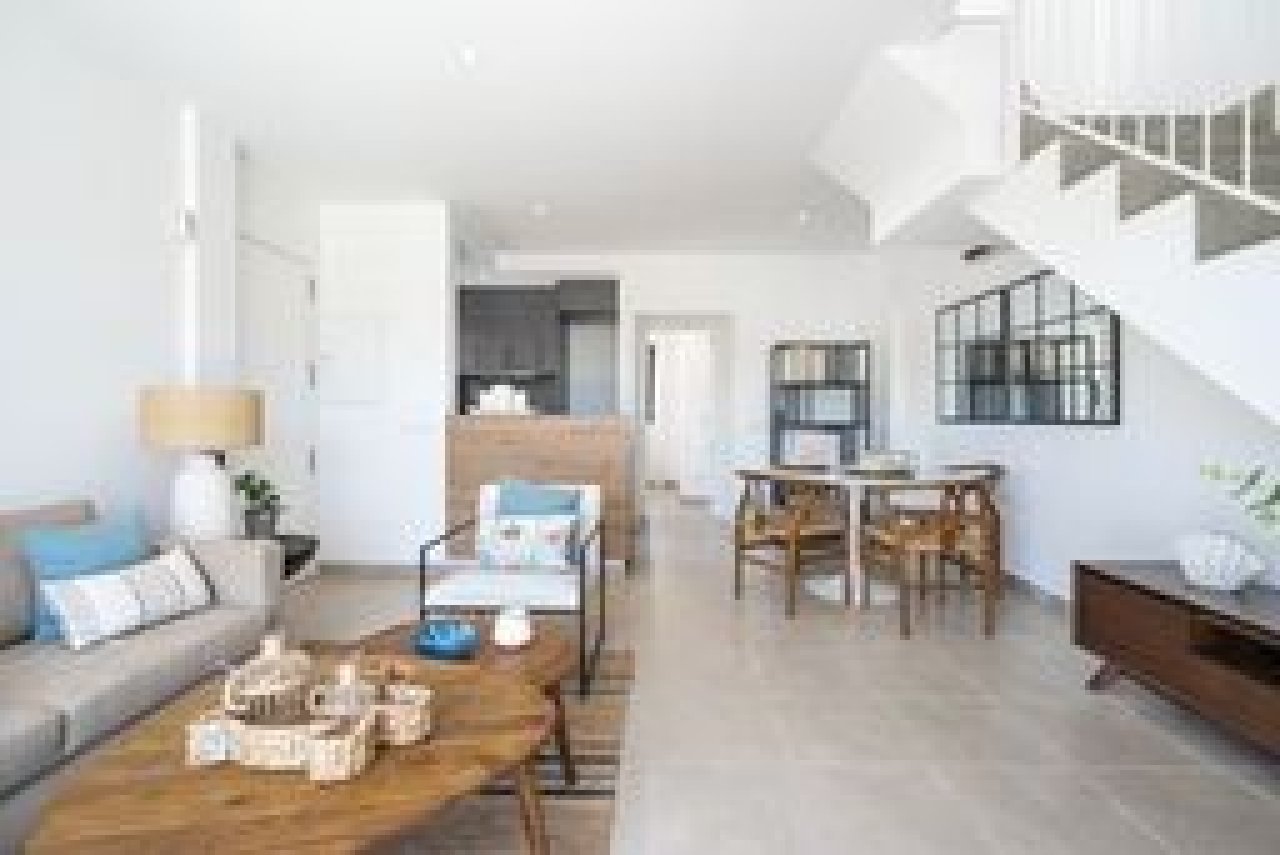 Exclusiva casa pareada de nueva construcción Cala Mendia