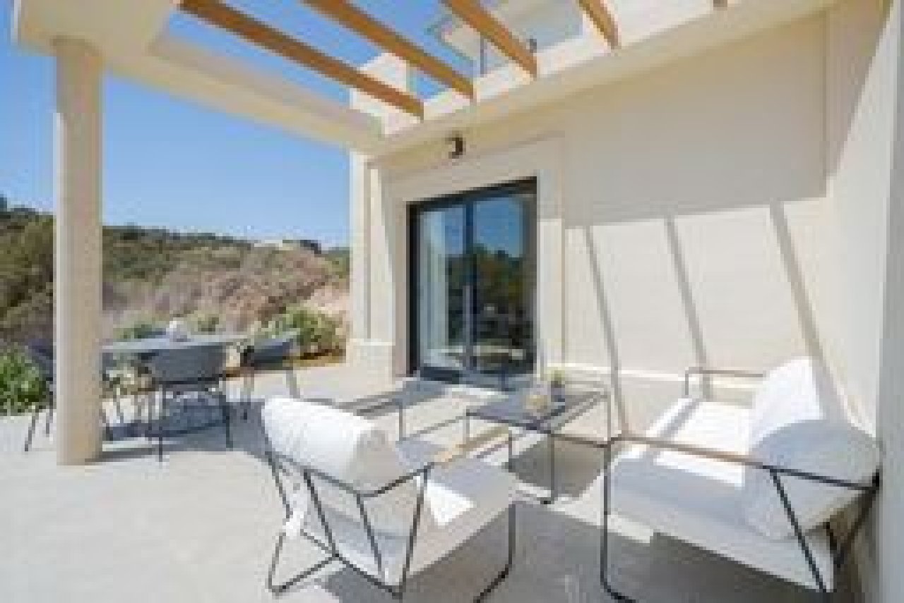 Exclusiva casa pareada de nueva construcción Cala Mendia