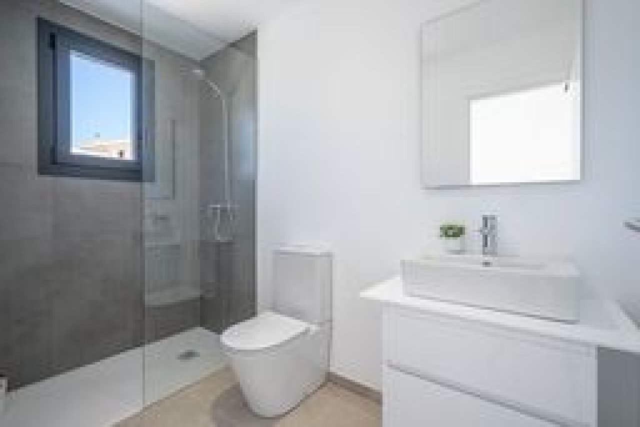 Exclusiva casa pareada de nueva construcción Cala Mendia