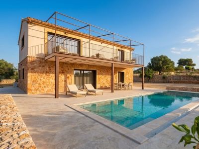 Exclusive brand-new finca for rent 4 km from Manacor near the Rafa Nadal Academy