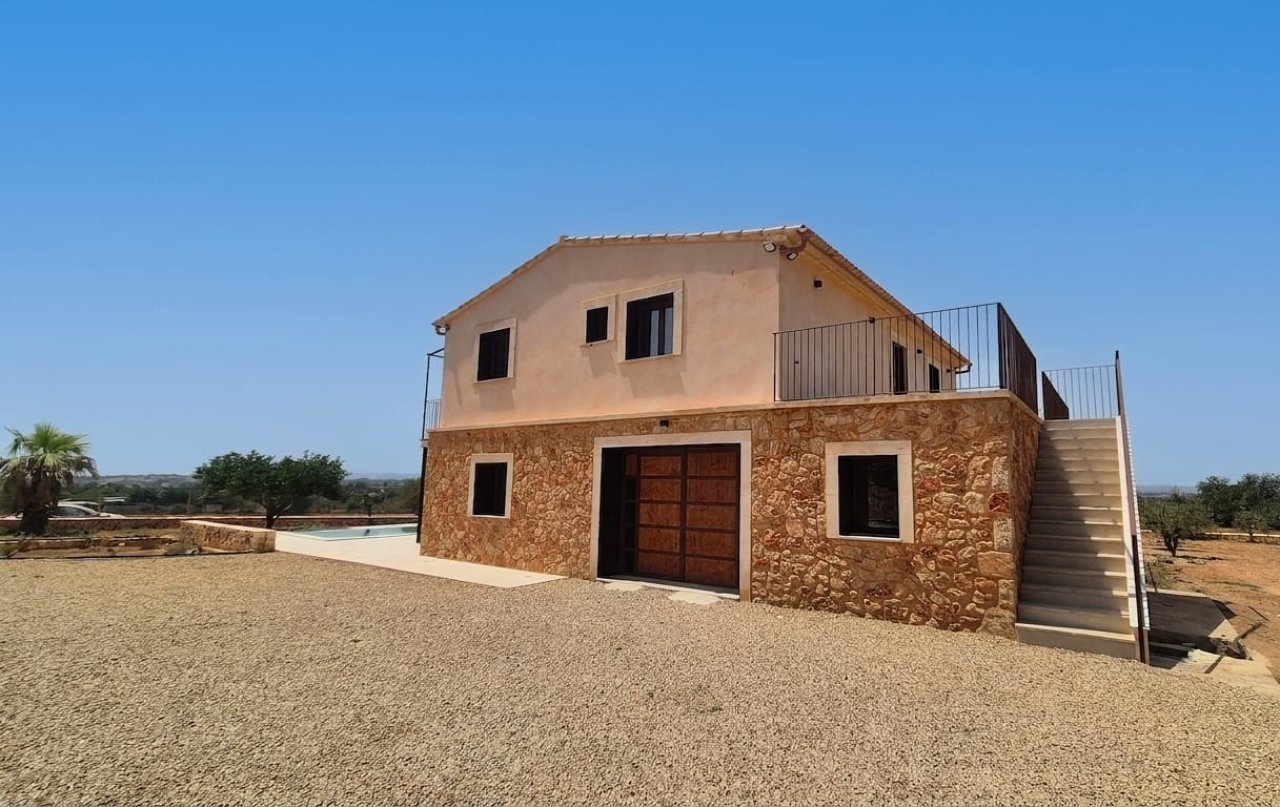 Exclusive brand-new finca for rent 4 km from Manacor near the Rafa Nadal Academy