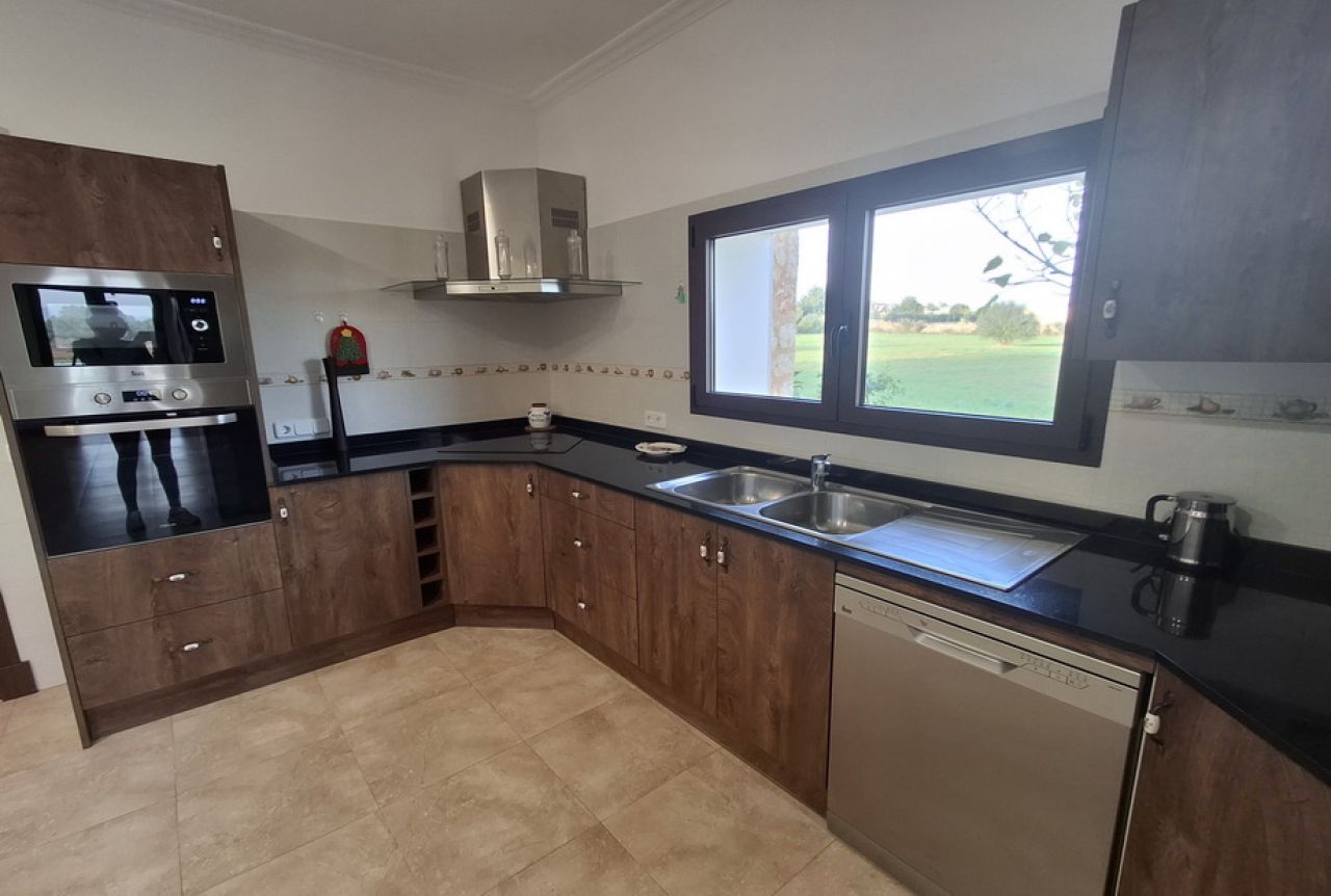 Exklusive und elegante 2 Etagenfinca mit allen Extras bei Campos-Felanitx -- F 50