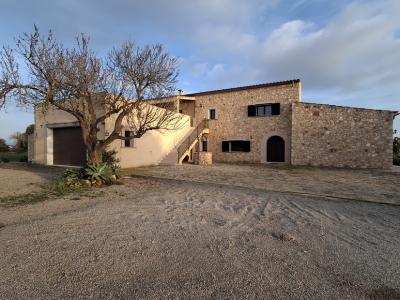 Exklusive und elegante 2 Etagenfinca mit allen Extras bei Campos-Felanitx -- F 50