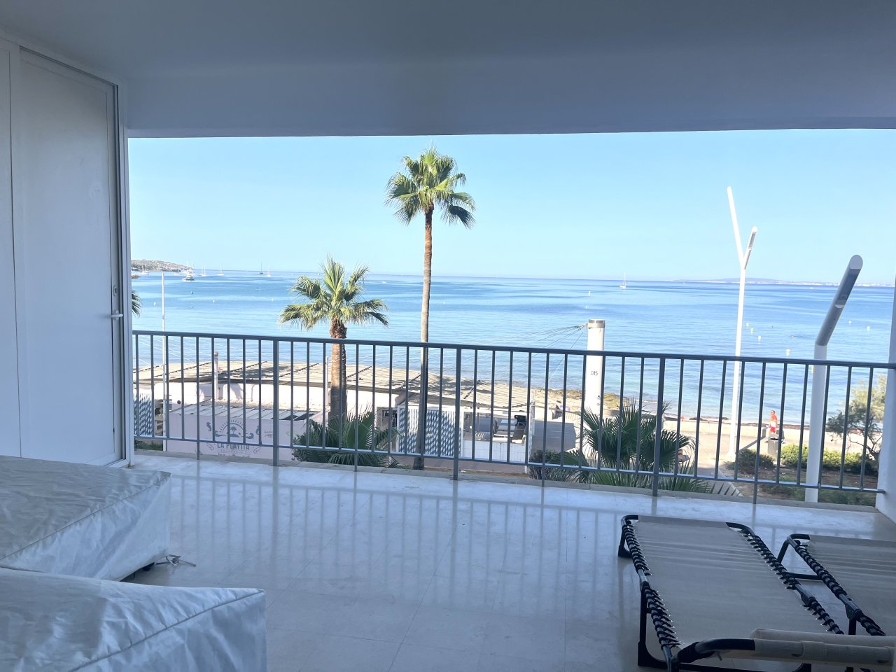 Exklusive Wohnung mit panorama Blick in 1.Meereslinie