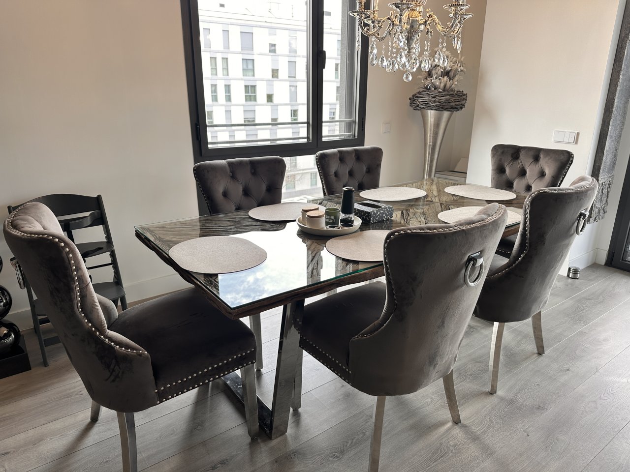 Exklusiver Designer-Esstisch aus Massivholz mit Glasplatte & Edelstahlgestell (Palma)