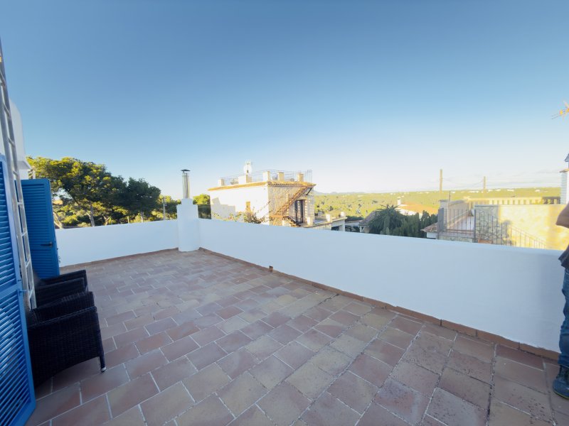 Exklusives Einfamilienhaus mit Meerblick in Cala Llombards