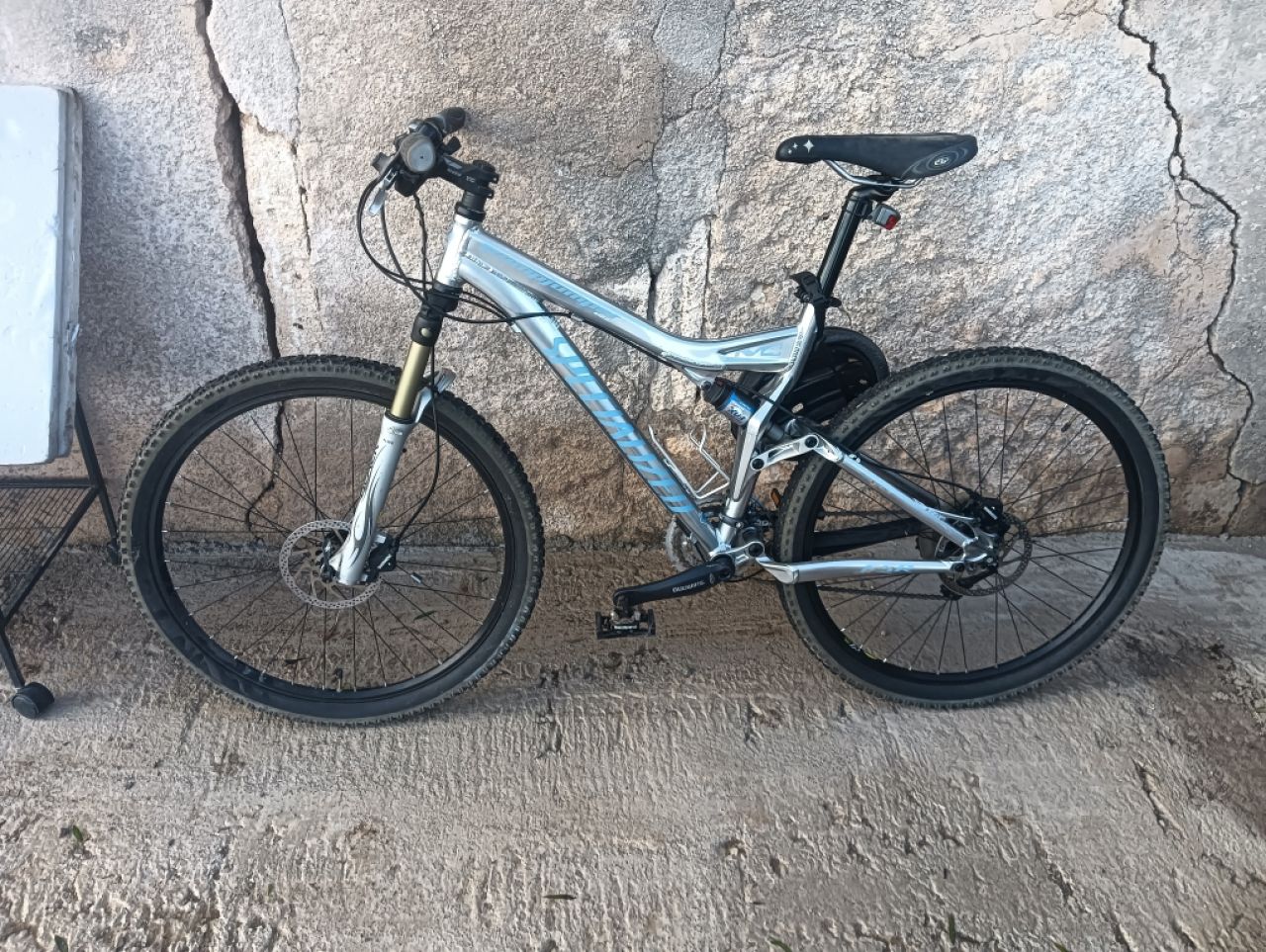 Specialized Stumpjumper M4 bicycle