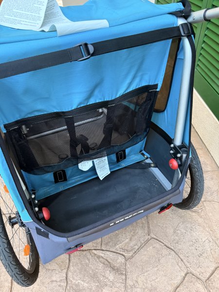Fahrradanhänger Thule coaster XT auch für Tiere