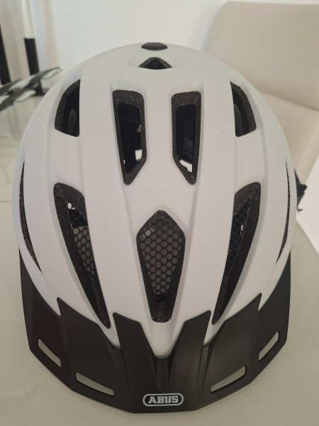 Nuevo casco de bicicleta ABUS