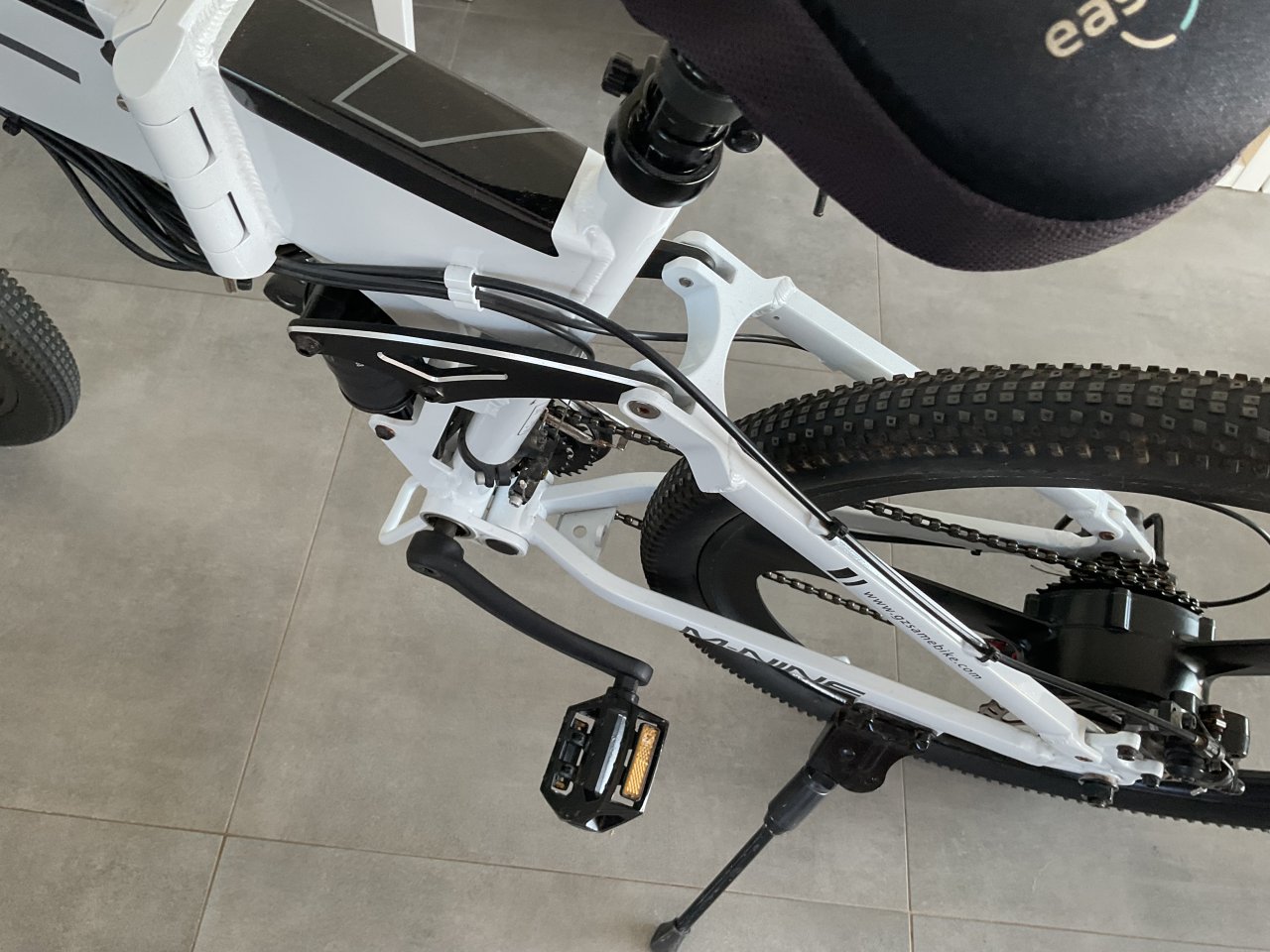 Bicicleta eléctrica de montaña plegable 26 pulgadas gran autonomía 2 unidades disponibles como NUEVA PANTALLA GRANDE