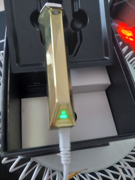 Faltenreduzierung / Radio Frequenz Gerät Tri Pollar Gold