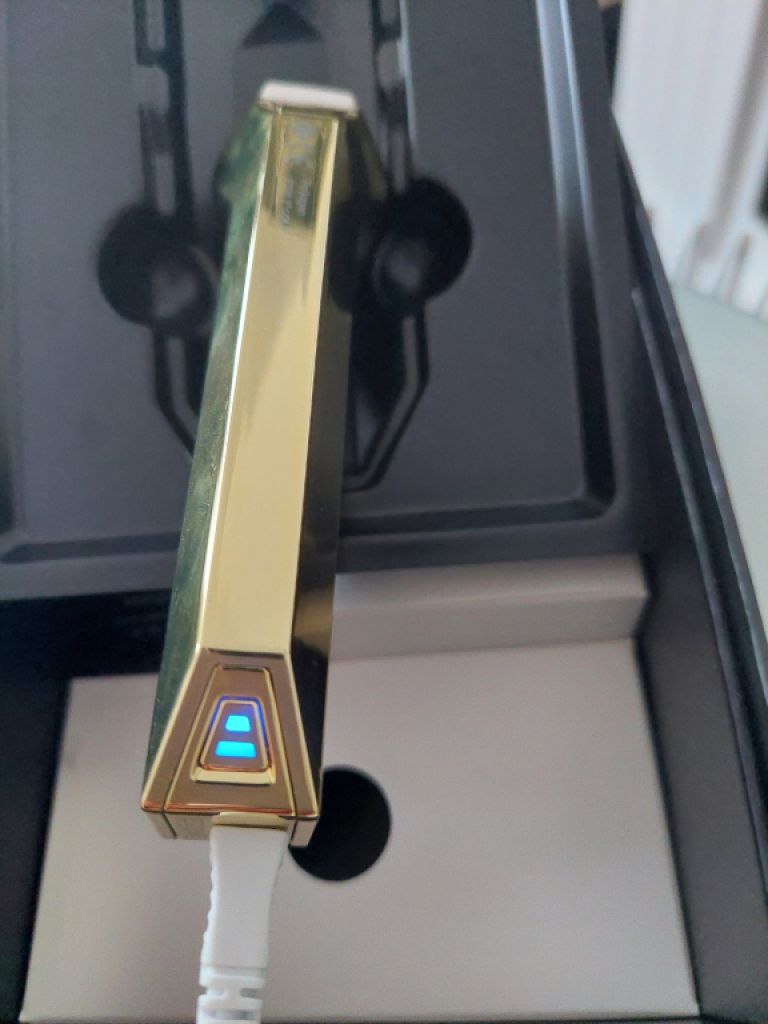 Faltenreduzierung / Radio Frequenz Gerät Tri Pollar Gold