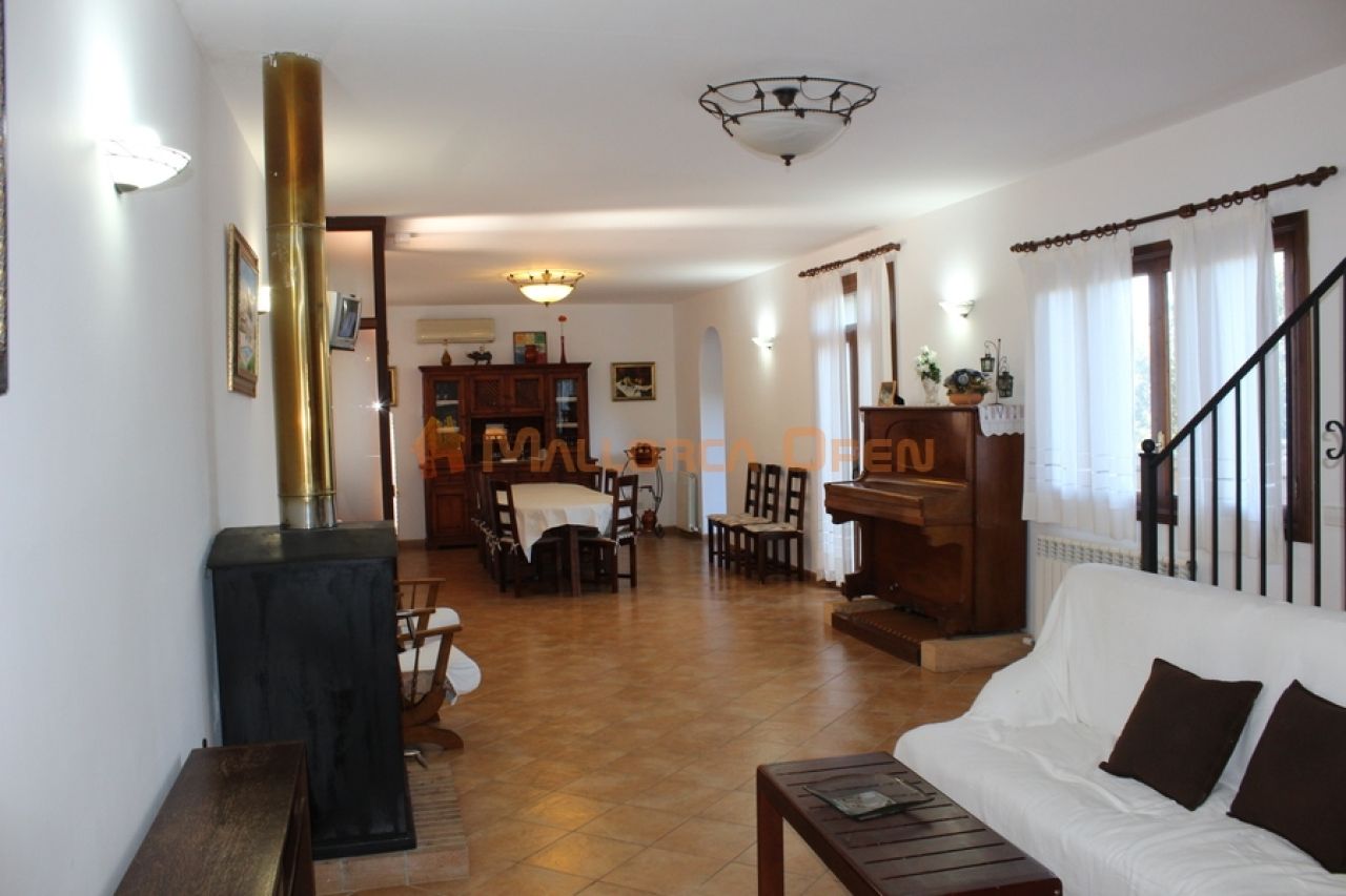 Fantastisches Haus zum Verkauf mit Gästewohnung zwischen Manacor und Alcudia
