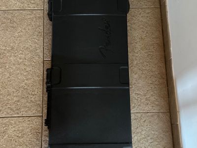Fender Hartschalen-Gitarrenkoffer (Hardcase)