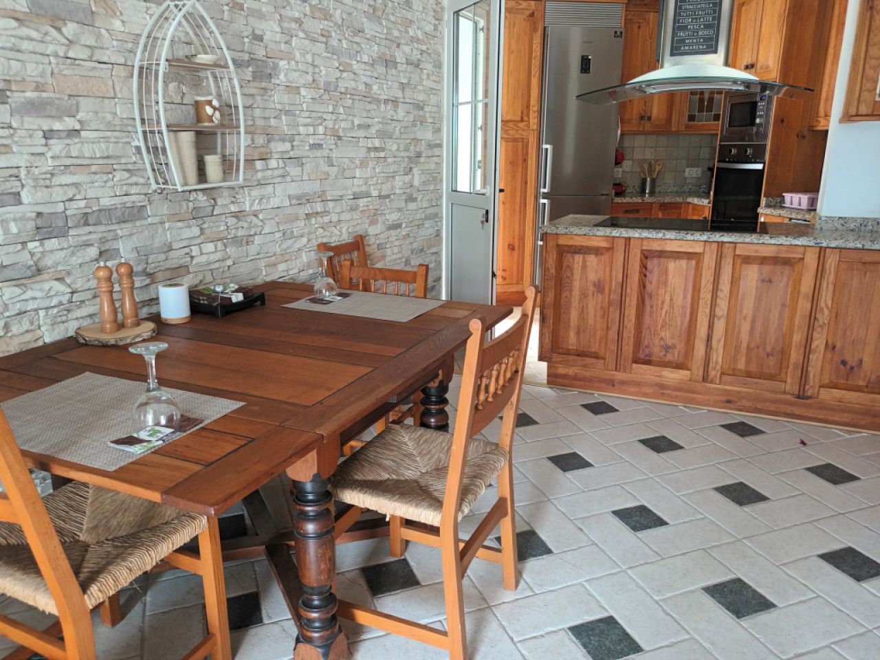 Holidays 2027: 2 storey chalet with pool, terraces, AC in a quiet location of Cala LLombards -- CH 1