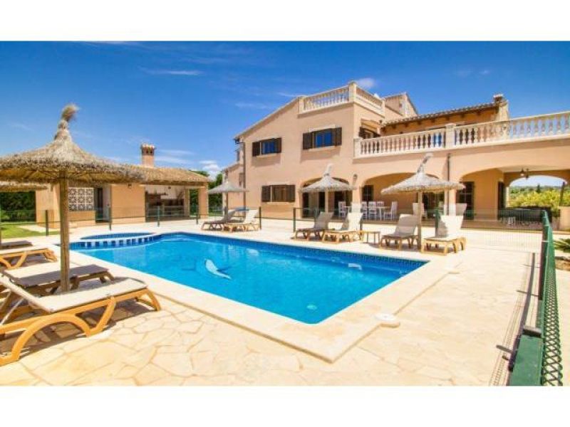 FERIEN IM SÜDOSTEN: Grosse und elegante Finca mit allen Extras bei Ses Salines - Colonia - F 37 FZ