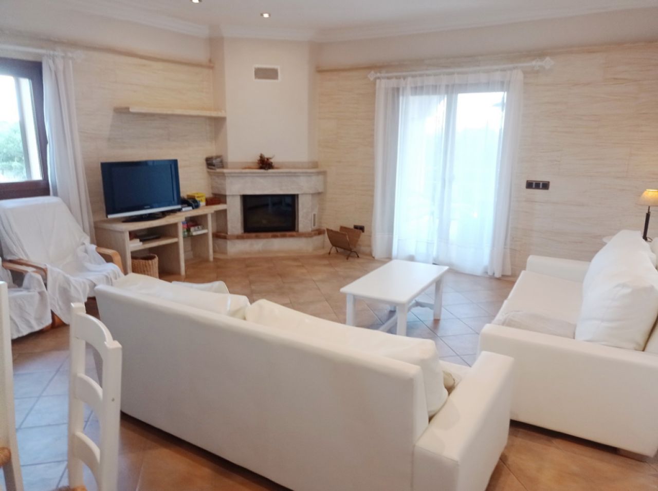 FERIEN IM SÜDOSTEN: Grosse und elegante Finca mit allen Extras bei Ses Salines - Colonia - F 37 FZ