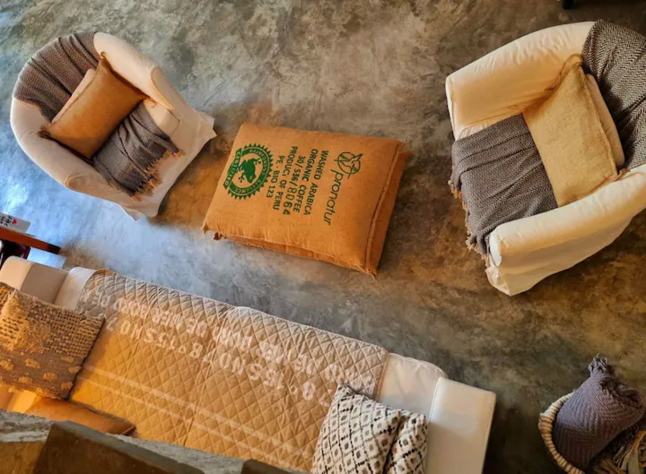 HOLIDAYS: Modern village house with courtyard and terrace in Es LLombards - DH 12 FZ