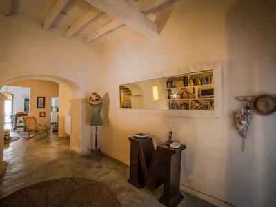 HOLIDAYS: Modern village house with courtyard and terrace in Es LLombards - DH 12 FZ