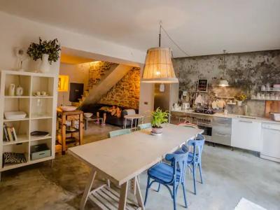 HOLIDAYS: Modern village house with courtyard and terrace in Es LLombards - DH 12 FZ