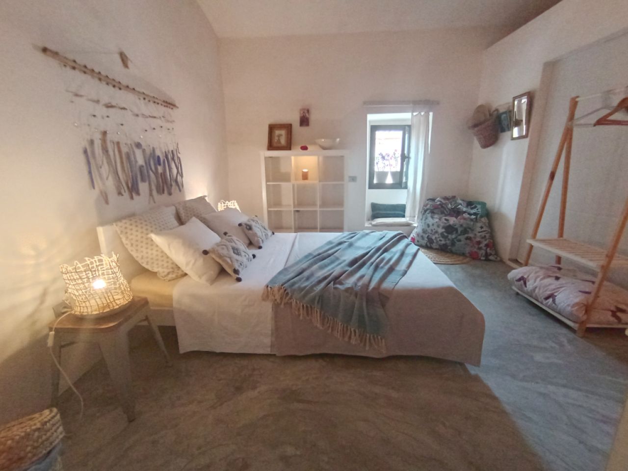 Ferienvermietung eines schönen Dorhauses mit Innenhof und Terrasse in Es LLombards --- DH 12 FZ