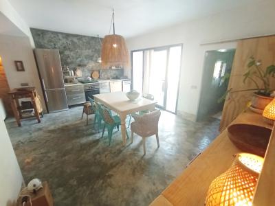 Ferienvermietung eines schönen Dorhauses mit Innenhof und Terrasse in Es LLombards --- DH 12 FZ