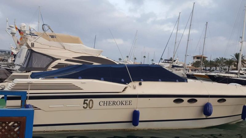 Ferretti Cherokee 50 open Motoryacht Offshoreboot  Boot  Liegeplatz übernahme möglich