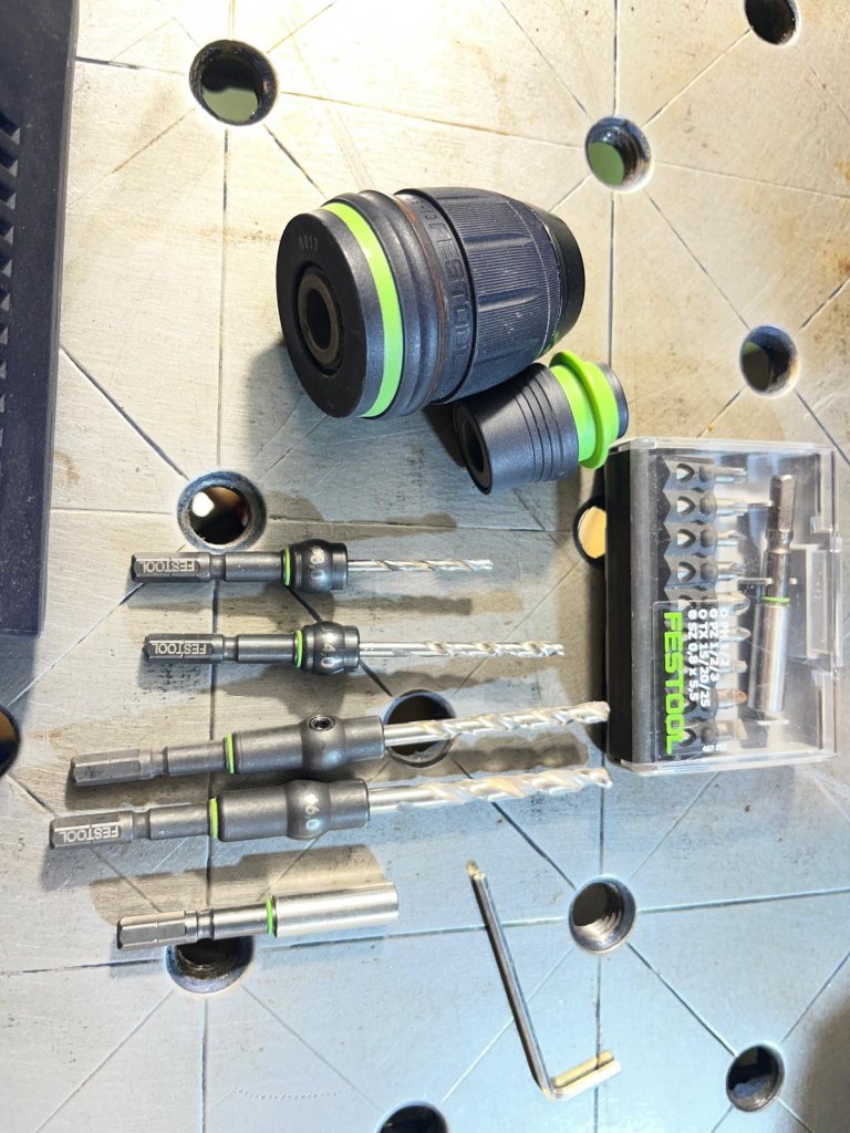 Festool charger + accessories