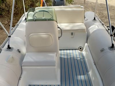 Festpreis. ZODIAC Sportboot top gepflegt 90 PS inkl. 600 KG Anhänger