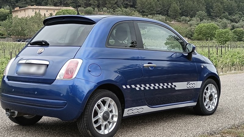 Fiat 500 Sonderedition Sport; Automatik, elektrisches Panorama Glasdach
