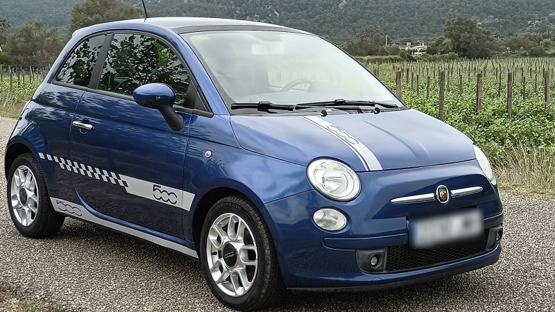 Fiat 500 Sonderedition Sport; Automatik, elektrisches Panorama Glasdach