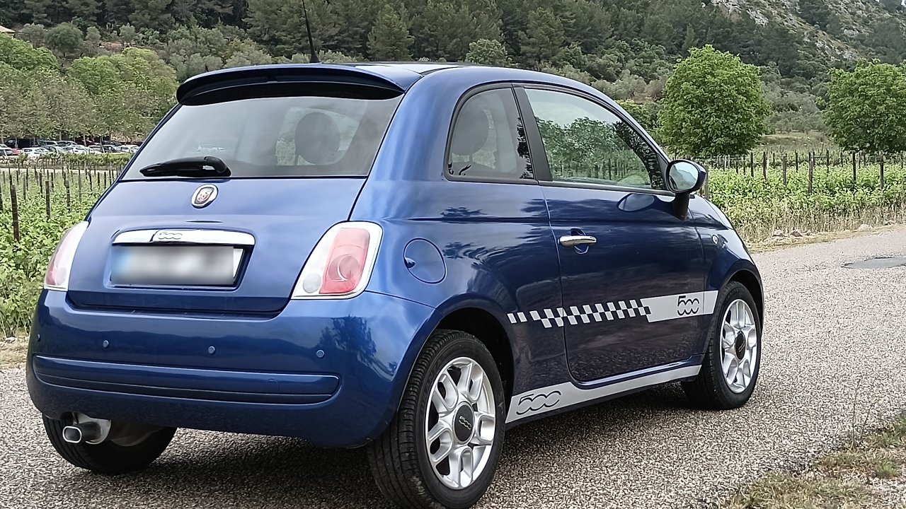 Fiat 500 Sonderedition Sport; Automatik, elektrisches Panorama Glasdach