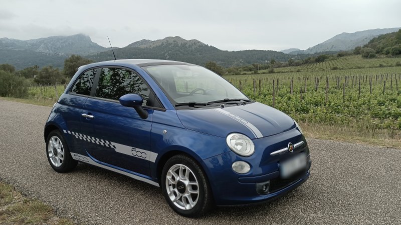 Fiat 500 Sonderedition Sport; Automatik, elektrisches Panorama Glasdach