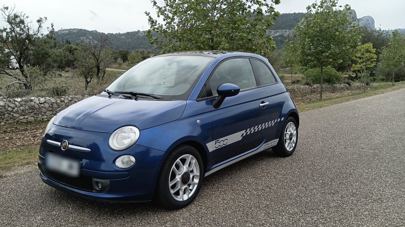 Fiat 500 Sonderedition Sport; Automatik, elektrisches Panorama Glasdach