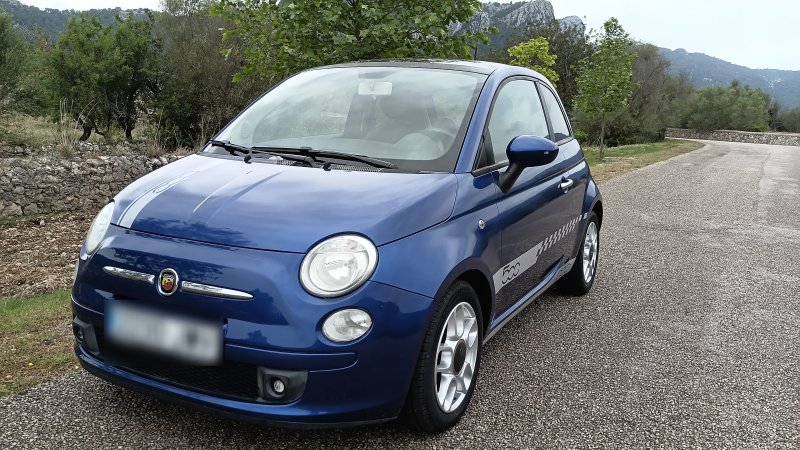 Fiat 500 Sonderedition Sport; Automatik, elektrisches Panorama Glasdach