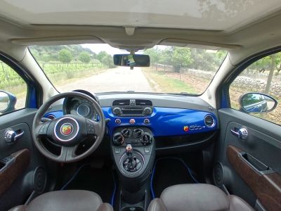 Fiat 500 Sonderedition Sport; Automatik, elektrisches Panorama Glasdach