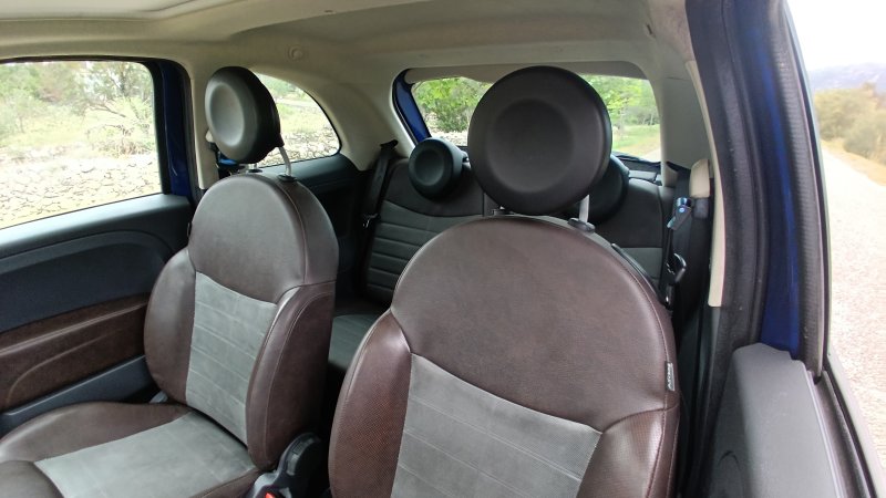Fiat 500 Sonderedition Sport; Automatik, elektrisches Panorama Glasdach